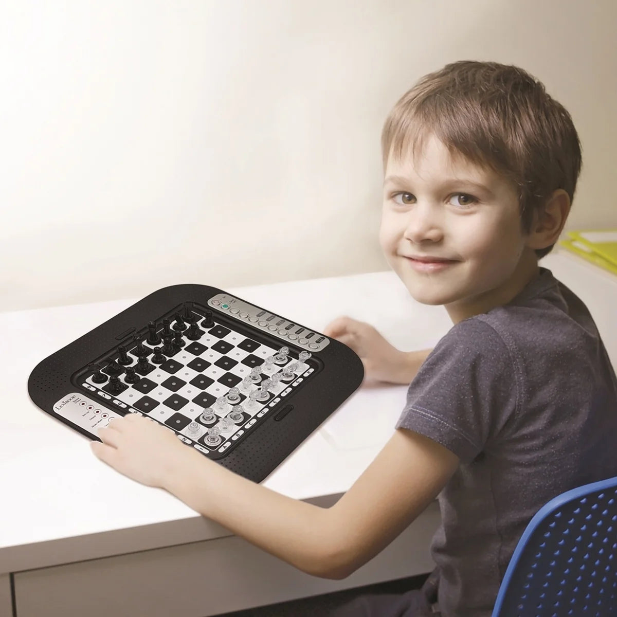 Chessman FX Electronic Chess Game – CG1335 Digital Chess Board with LCD Display & Training Modes