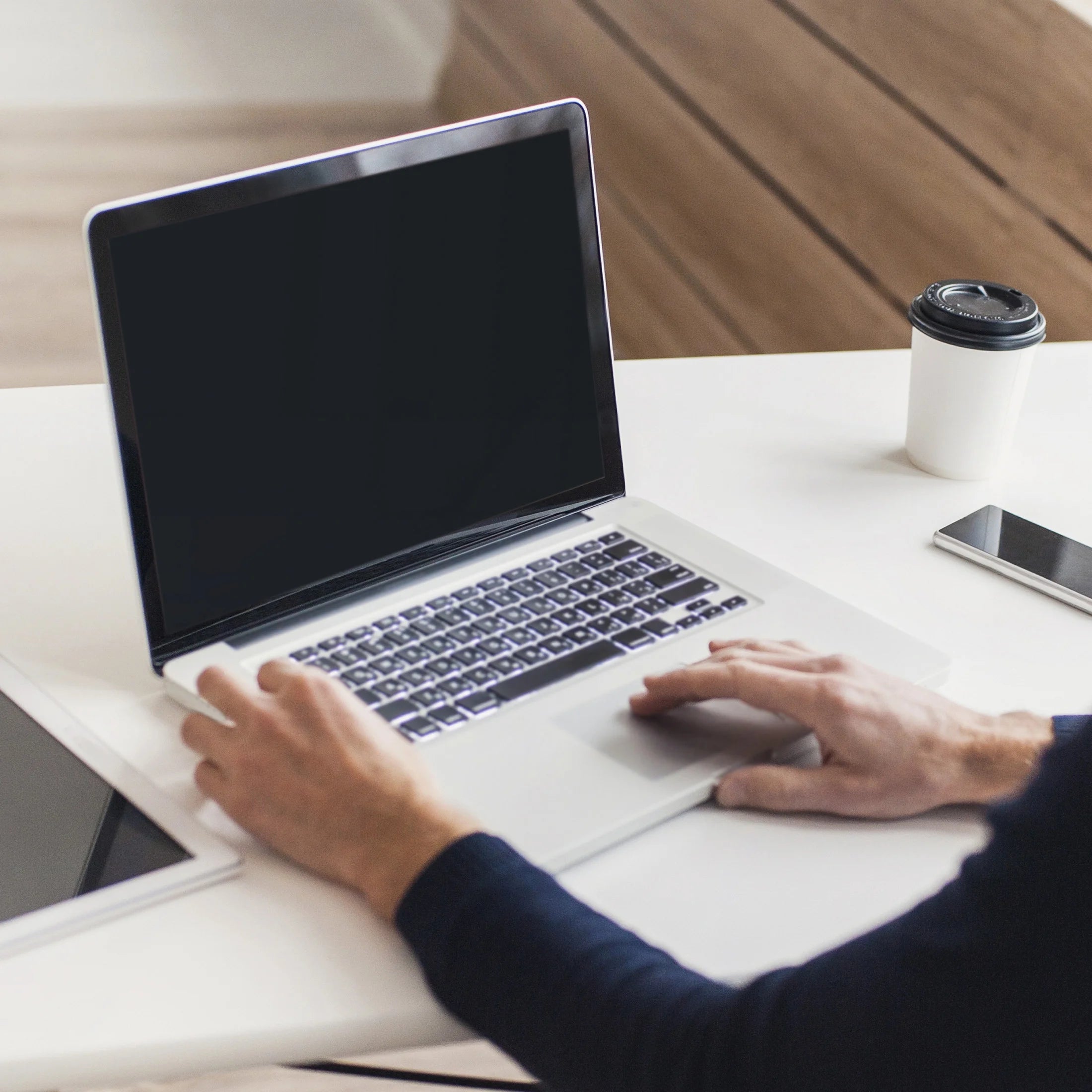 Ele Countronics Pre-Moistened Electronics Wipes – 25 Count, Streak-Free Shine for Screens & Devices